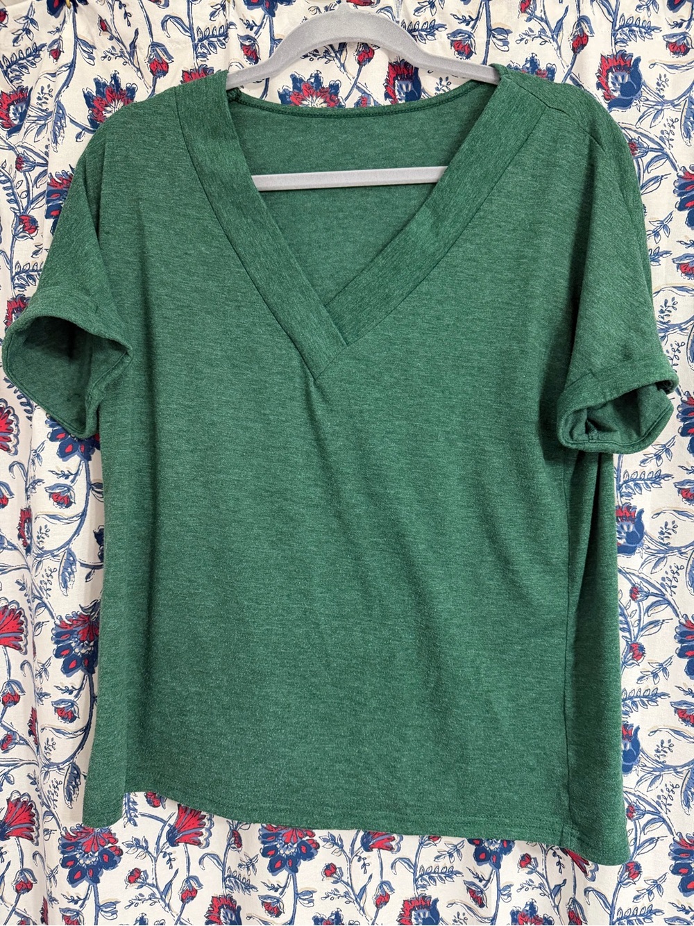 Everyday V-Neck Tee - Green